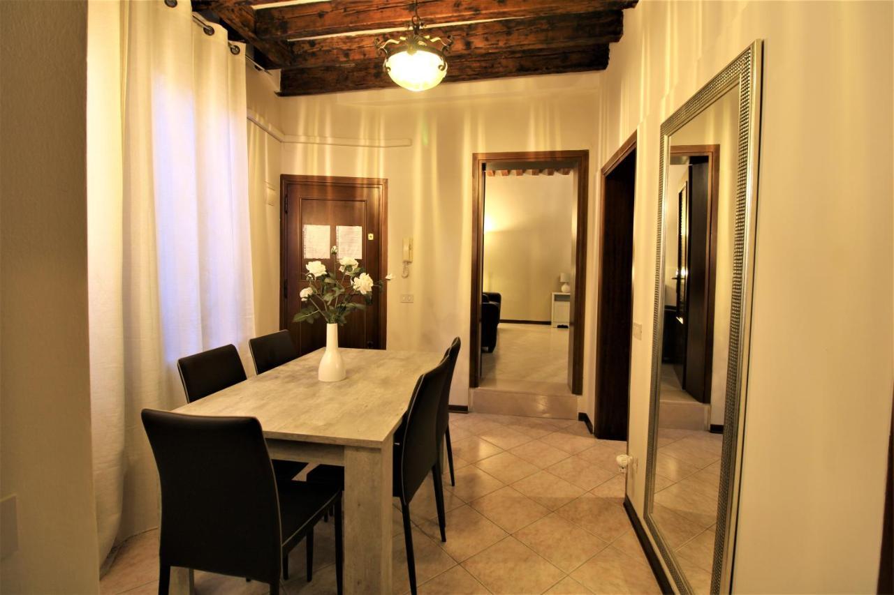 Central And Spacious Apartment Venedig Exterior foto