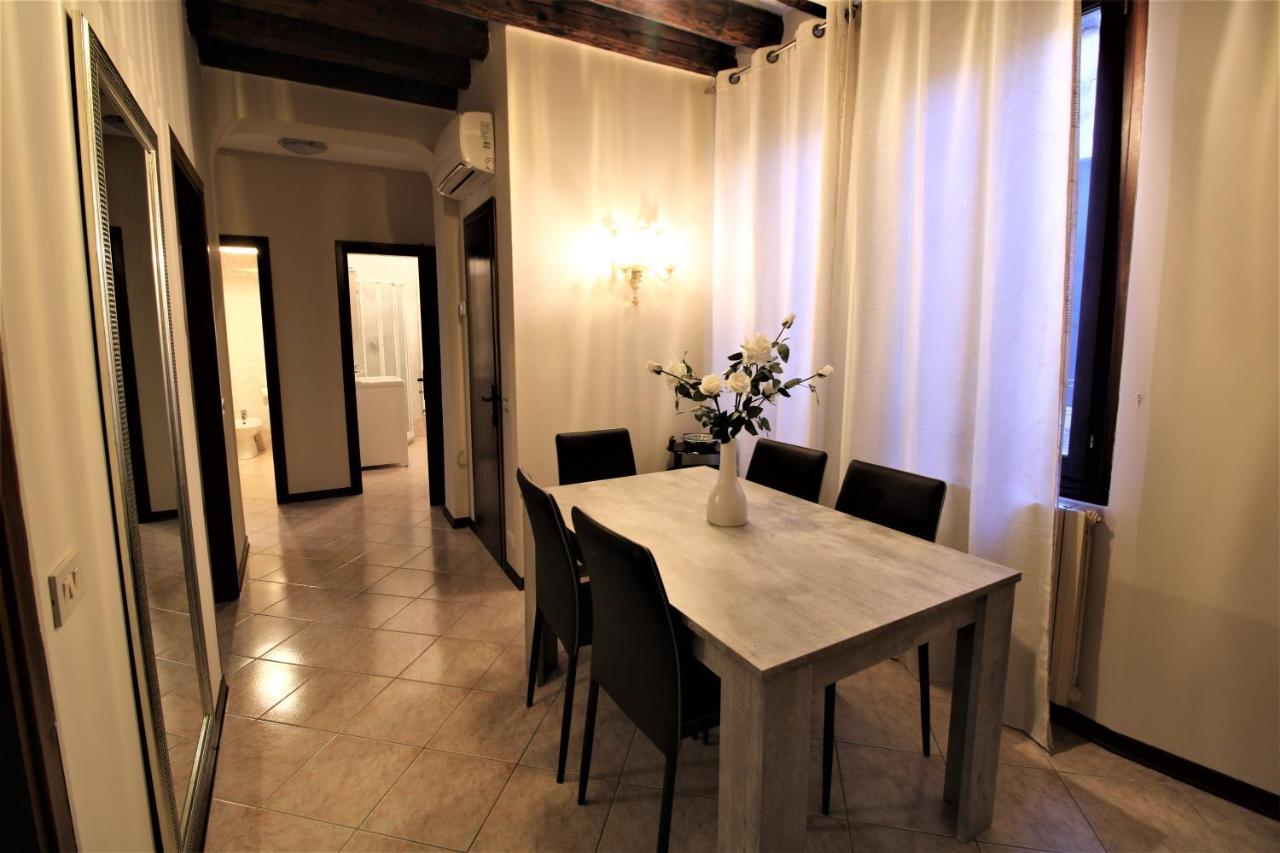 Central And Spacious Apartment Venedig Exterior foto